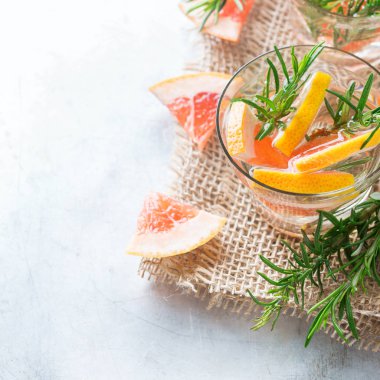 Greyfurt biberiye taze su Detoks içki kokteyl limonata infüzyon