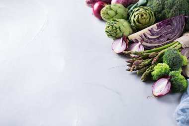 Taze organik çiftçi sebze çeşitleri