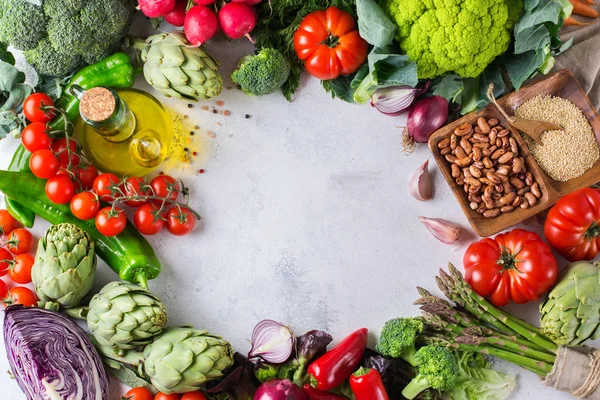 Assortment of fresh organic farmer market vegetables — Stock Photo, Image