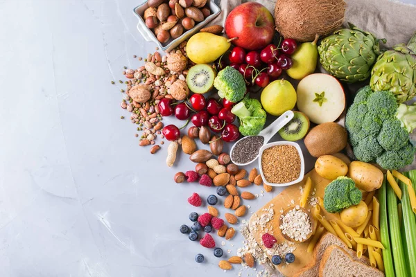 Selezione di alimenti vegani sani ricchi di fibre per cucinare — Foto Stock