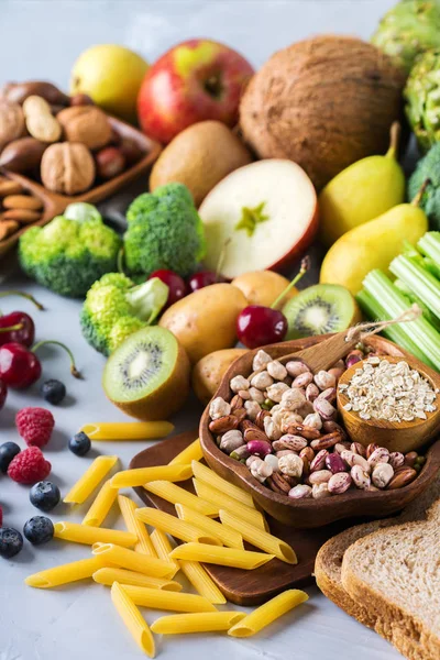 Seleção de fontes de fibras ricas saudáveis comida vegan para cozinhar — Fotografia de Stock