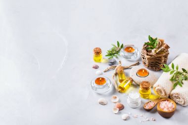 Spa sağlık ayarı kavramı, uçucu yağ sabun krema ile arka plan