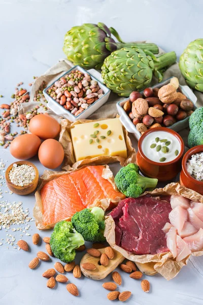 Sortimento de fonte de proteína saudável e alimentos musculação — Fotografia de Stock