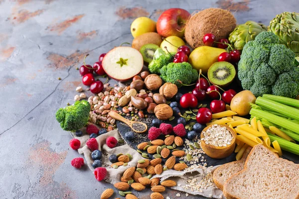 Seleção de fontes de fibras ricas saudáveis comida vegan para cozinhar — Fotografia de Stock