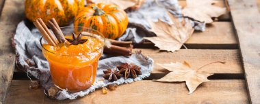 Sonbahar sonbahar kabak reçeli lezzetli baharatlar ile