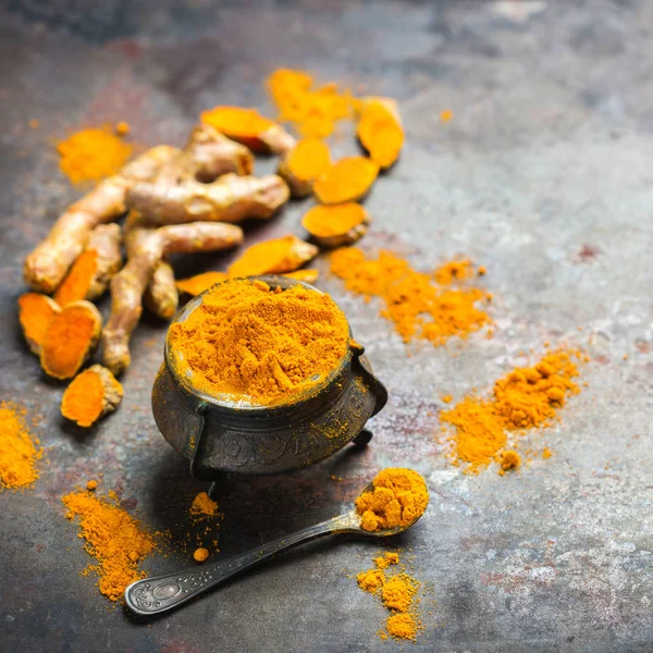 Zerdeçal kökü curcuma longa tozu