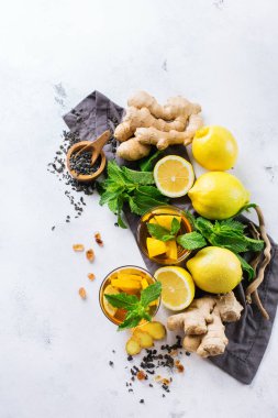 Zencefil limon nane ile Japon Çin çay