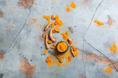 Ham zerdeçal kökü curcuma longa tozu