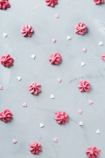 Koncepcja miłości Wakacje Walentynki z beza róż i serc — Zdjęcie stockowe