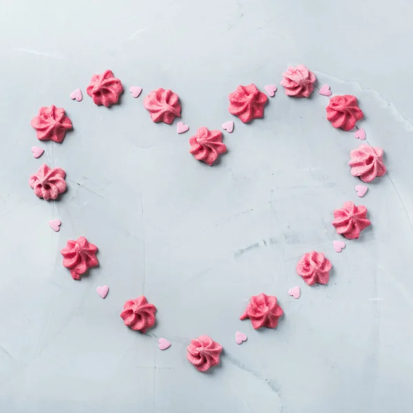 Koncepcja miłości Wakacje Walentynki z beza różowy serce — Zdjęcie stockowe