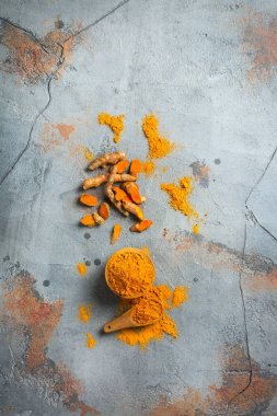 Ham zerdeçal kökü curcuma longa tozu