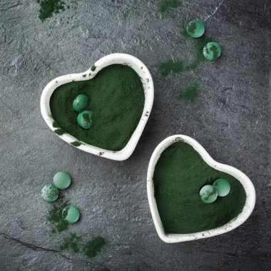 Superfood kavramı yer yeşil spirulina yosun toz, Tablet hap