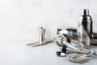 Araçlar alkol içki ve kokteyller için bar set