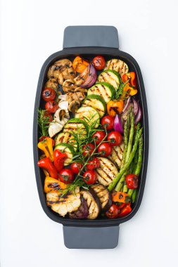 Bir tavada Mevsimlik yaz ızgara sebze