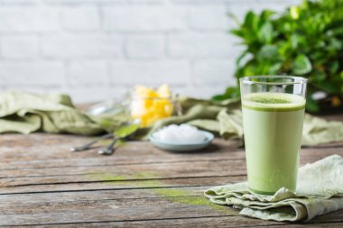 Ketogenik kurşun geçirmez. Kahve, hindistan cevizi yağı ve kahve.