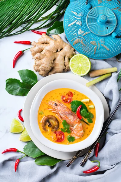 Comida Bebida Cocina Tradicional Tailandesa Spicy Tom Yam Kung Tom — Foto de Stock