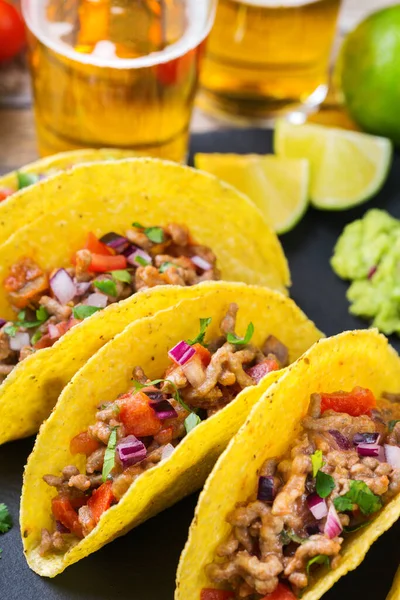 Taco Shell Ellow Corn Tortilla Chips Nachos Ground Beef Mince — Stock Photo, Image