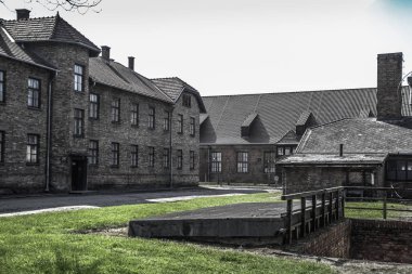 Auschwitz Birkenau, imha kampı, Polonya 'daki toplama kampı, Nazilerin toplama kampı, 2. Dünya Savaşı. Ölüm kampı. Hapishane yatakhaneleri. Soykırım Anıtı. Engelli evler. Kışlalar
