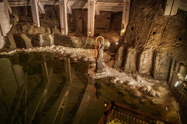 Wieliczka Salt Mine Perto Cracóvia Polónia Corredores Subterrâneos Lagos Degraus — Fotografia de Stock