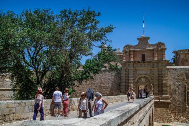 Mdina, Malta. Mdina, Malta 'daki antik ortaçağ sokak kasabasının güzel manzarası. Mdina ve Rabat 'ın taş evleri, Malta. Sessiz Şehir Mdina
