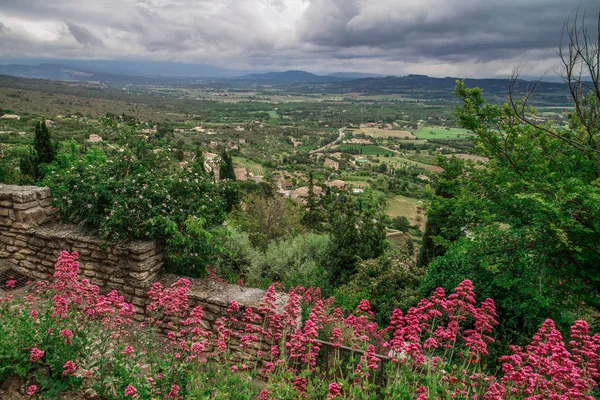 Francuskie Średniowieczne Miasto Prowansji Gordes Piękny Widok Średniowieczne Miasto Gordes — Zdjęcie stockowe