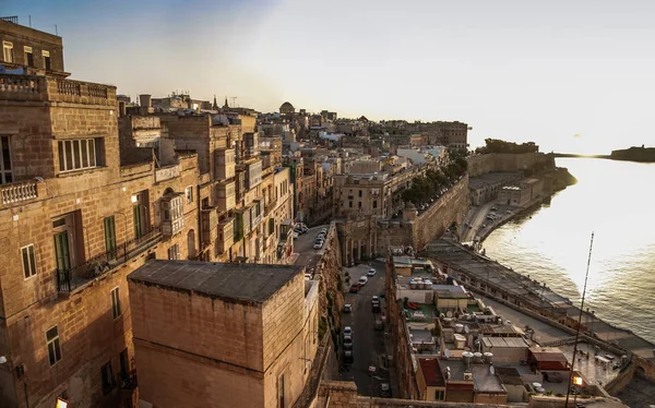 Valletta Maltas Stadsbild Smal Gata Valletta Maltas Huvudstad Traditionell Maltesisk — Stockfoto