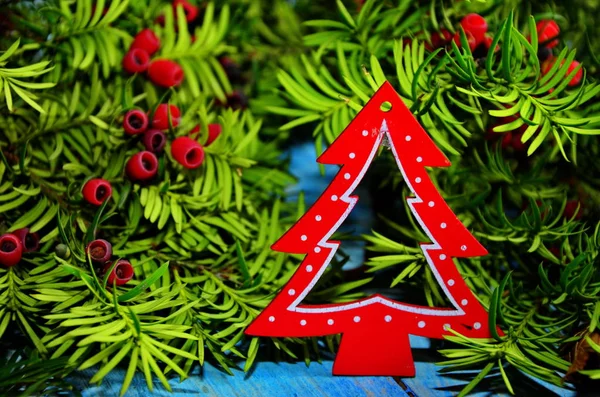 Creative layout made of Christmas tree branches. Flat lay. Nature New Year concept. — Stock Photo, Image