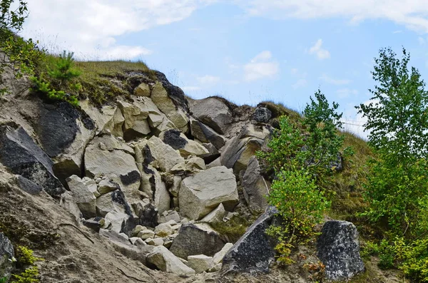 Colapso de pedras e destruição da crosta terrestre — Fotografia de Stock