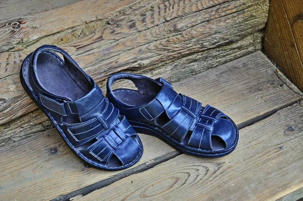 Sandali in pelle da uomo - stile casual — Foto Stock