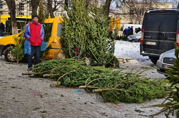 Деревянный рынок на улицах Львова . — стоковое фото