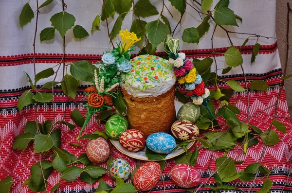 Easter Composition Painted Eggs Easter Easter Cake Ukrainian National Tradition — Stock Photo, Image