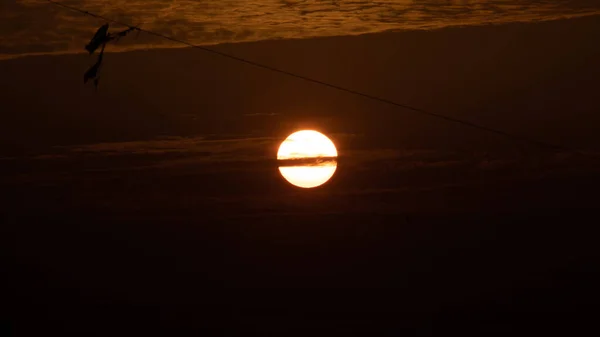 Beautiful Sunset City Side Area Gold Orange Sunlight — стоковое фото