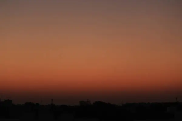 Ciel Bicolore Matin Avec Une Nuance Orange — Photo