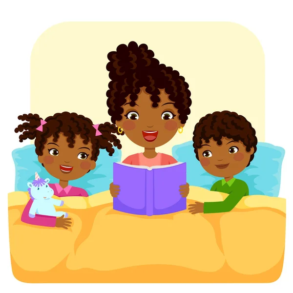 Black family reading story — стоковый вектор