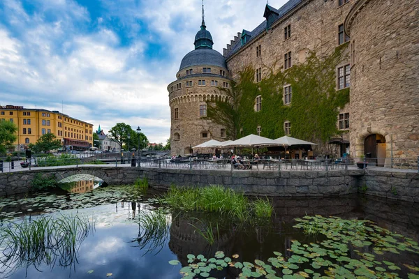 Velho castelo medieval em Orebro, Suécia, Escandinávia — Fotografia de Stock