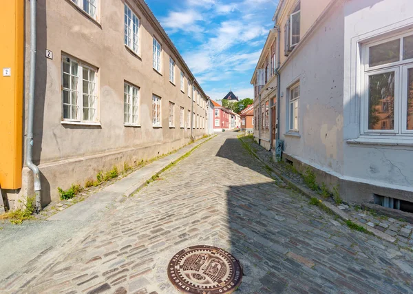 Vista de la ciudad vieja de Trondheim. Noruega, Escandinavia, Europa — Foto de Stock