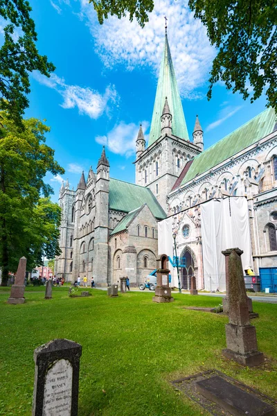 Catedral velha em Trondheim, Noruega . — Fotografia de Stock