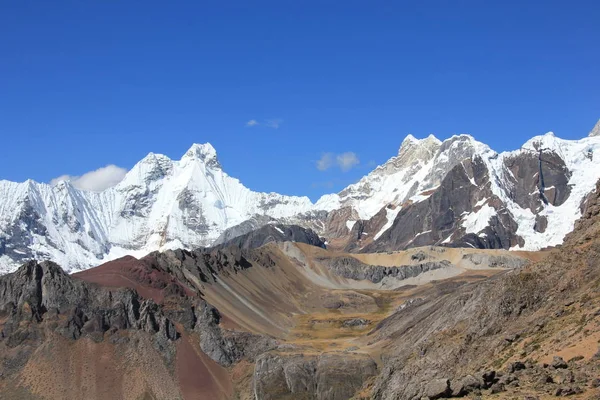 Montanas Del Peru Cordillera Los Andes Huayhuash — Stockfoto