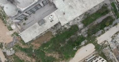 Bir dron Homs şehir Suriye üzerinden uçuş  