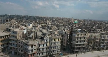 Suriye Halep şehir üzerinde filme bir dron