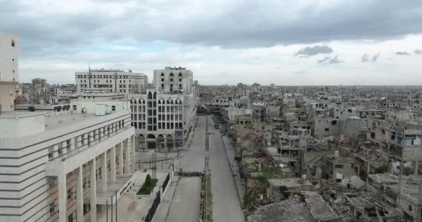 Een Vlucht Van Een Drone Boven Stad Homs Syrië — Stockvideo