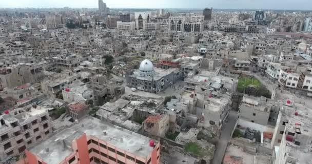 シリアのホムスの街に無人機の飛行 — ストック動画