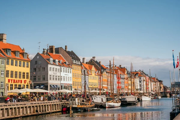 Puerto de Nyhavn en Copenhagen — Foto de Stock