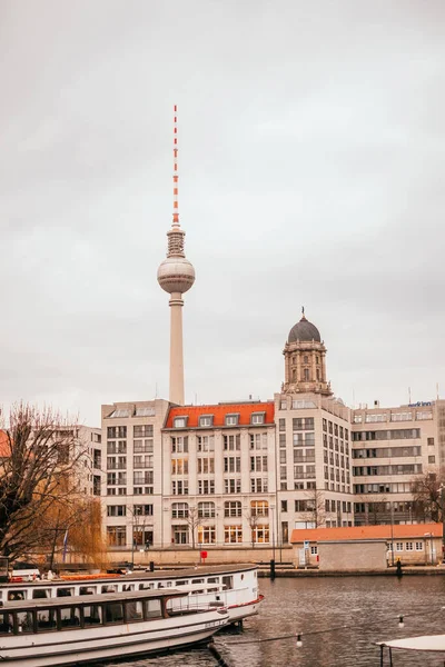 Berlín Alemania Febrero 2020 Paisaje Urbano Berlín Con Torre Televisión — Foto de Stock