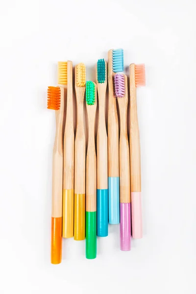 Zero jäte käsite innoittamana flatlay hammasharjat — kuvapankkivalokuva