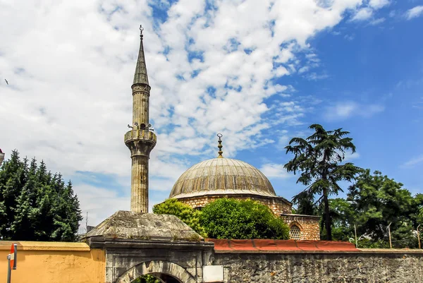Istanbul Türkei 2011 Minarett Und Kuppel Der Cinili Moschee — Stockfoto
