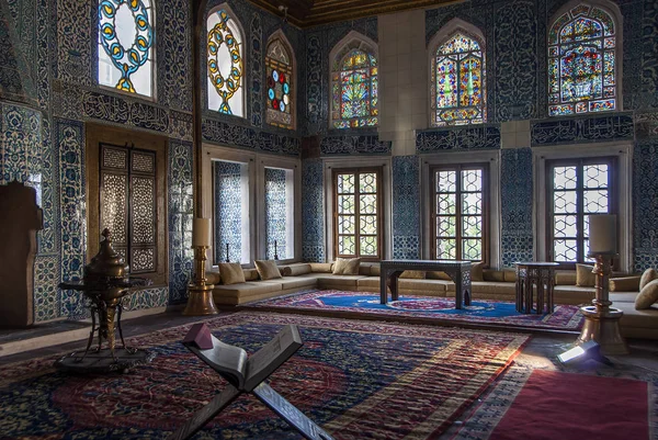 Istanbul Turkiet Maj 2014 Kaklade Väggar Hunkar Palace — Stockfoto