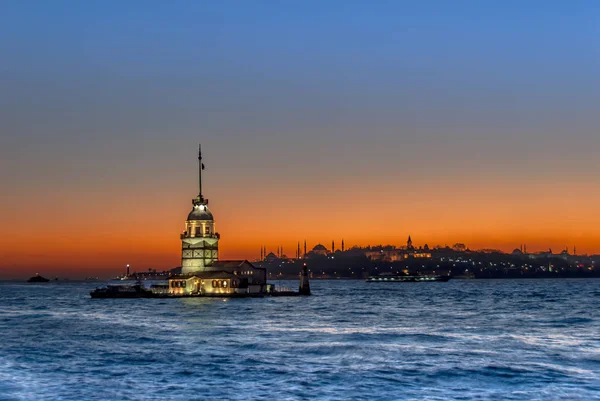 Estambul Turquía Enero 2012 Torre Doncella — Foto de Stock