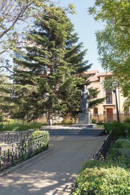 Anıt St Luke Kırım'da (Voino-Yasenetsky) 27 Nisan (9 Mayıs) 