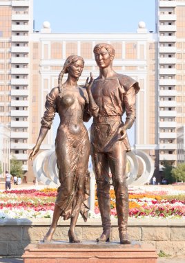 Aşk anıtı. Astana, Kazakistan